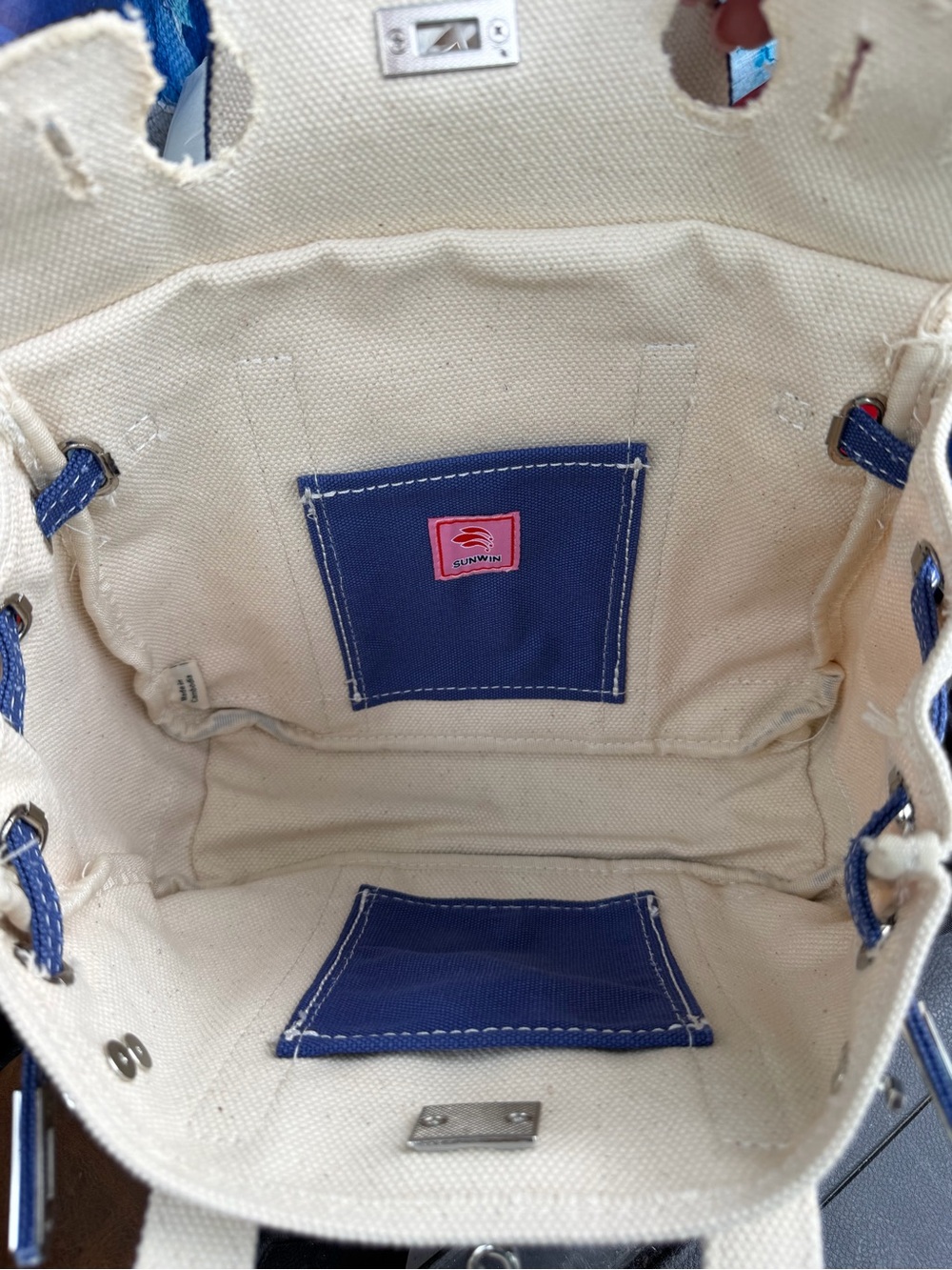 Mini Boatkin viral canvas bag cream and navy - Picture 6 of 6
